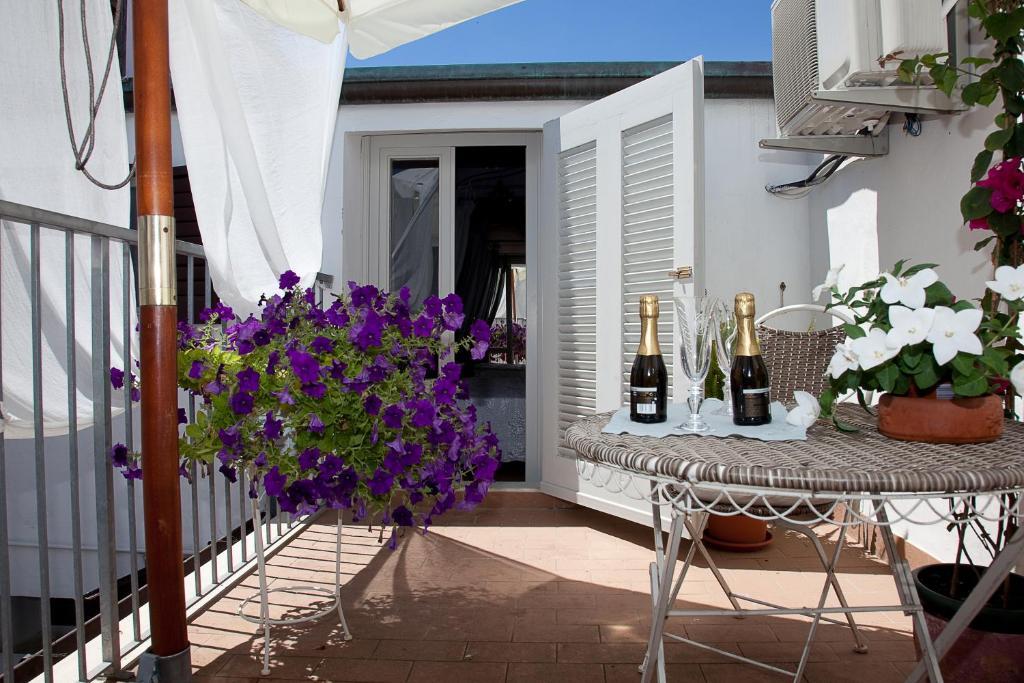 Hotel La Petite Maison Viareggio Zimmer foto